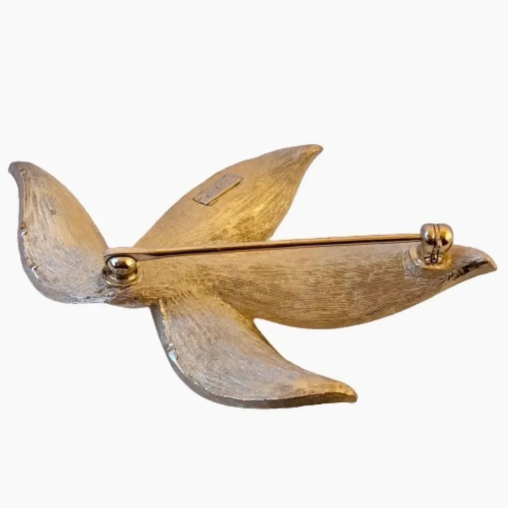 Crown Trifari Brushed Textured Brooch Gold Tone Vintage Signed